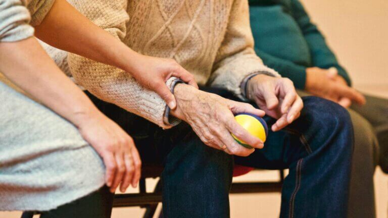 Descubre una Oportunidad Laboral Inmediata: Curso de Asistente Médico en el Hogar